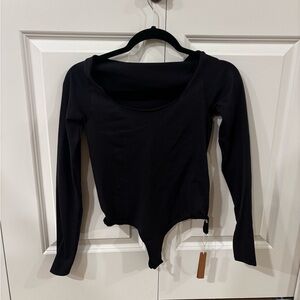 SKIMS Black Long Sleeve Scoop Neck Bodysuit Stretchy